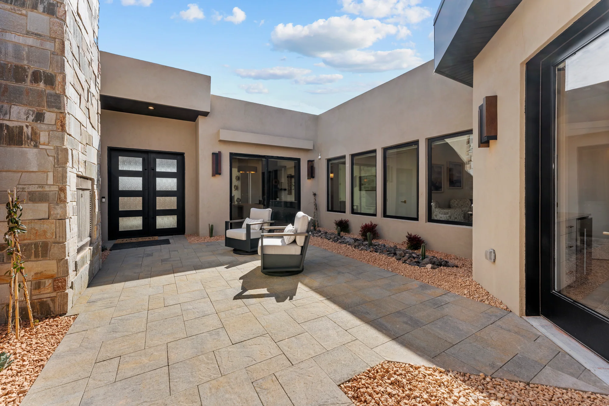 Courtyard at Desert Contemporary in St. George, Utah