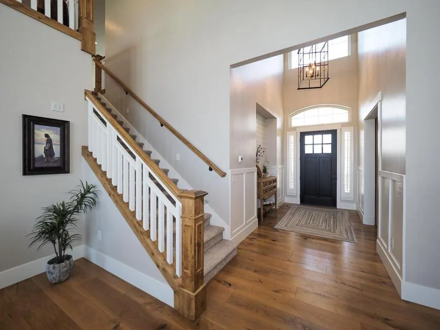 Entry at Lehi Custom in Lehi, Utah