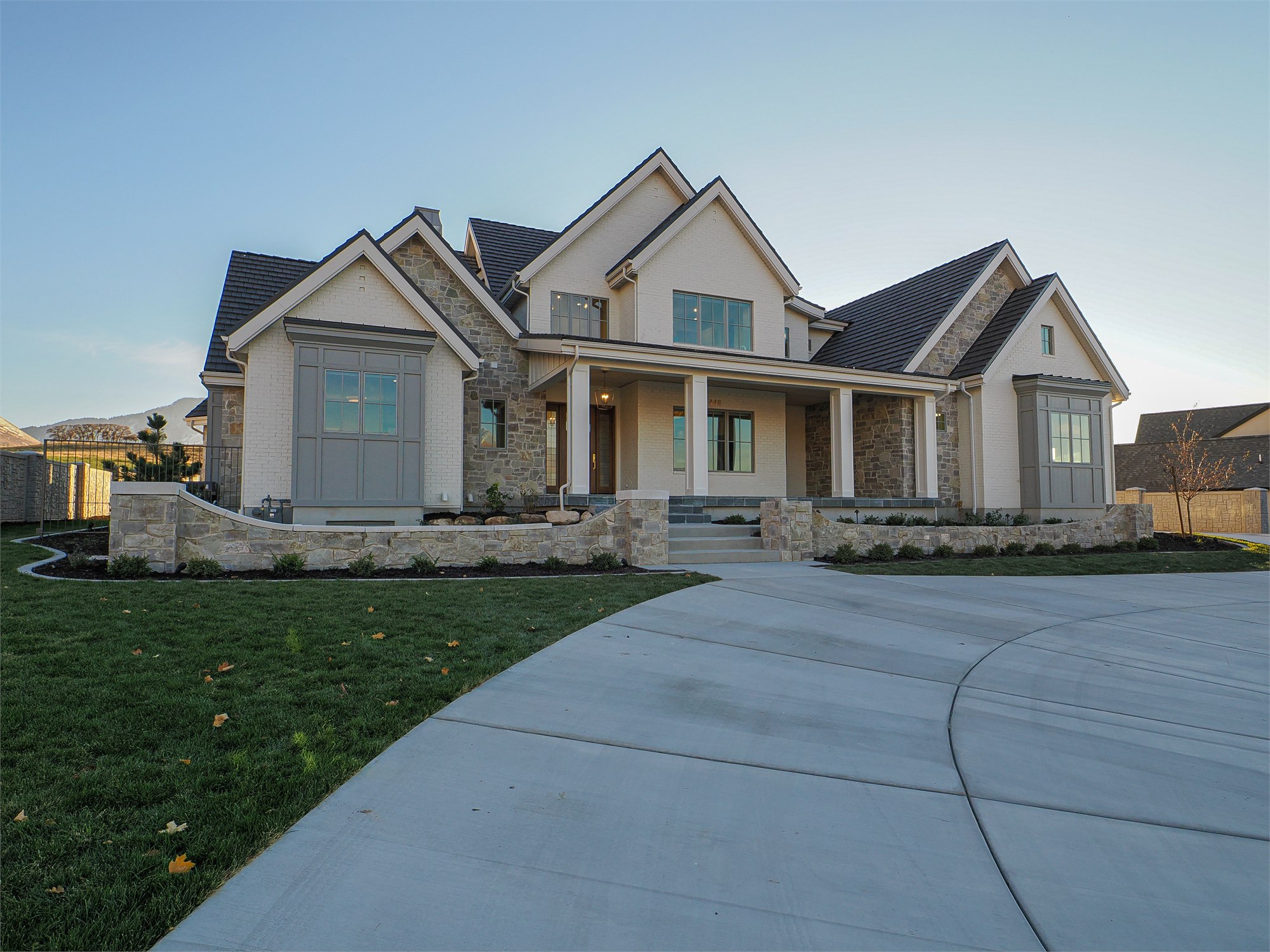 Mapleton Canyon custom home in the mountain setting of Mapleton, Utah